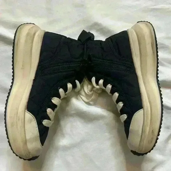 Zara Girls Size 1 High Top Quilted Shoes Black Cream - Picture 6 of 8